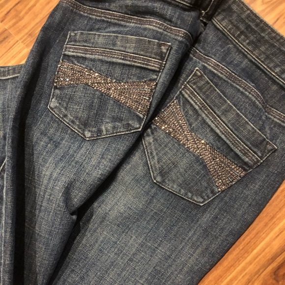 Chico’s Platinum Jeans - Picture 2 of 2